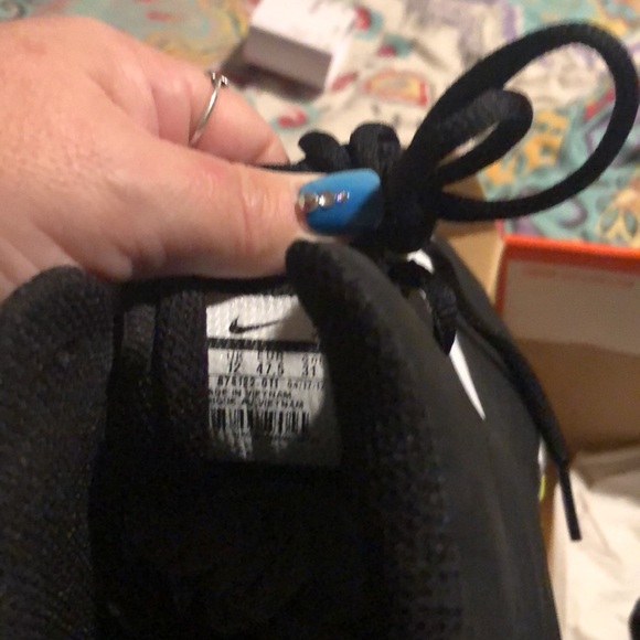 Nike - Picture 6 of 6